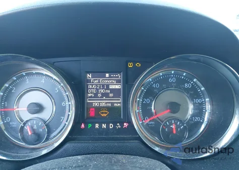 2014 Chrysler Town & Country Touring z USA, uszkodzony, nr VIN 2C4RC1BG4ER204523